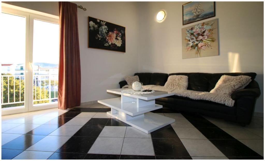 Appartement Mikelin à Primošten Extérieur photo