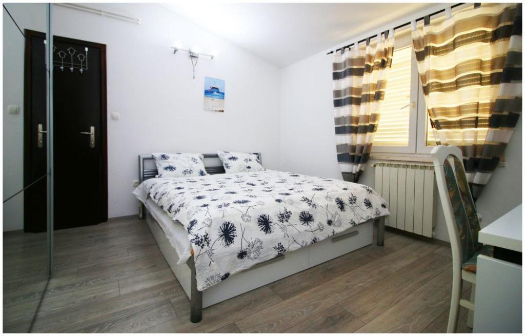 Appartement Mikelin à Primošten Extérieur photo